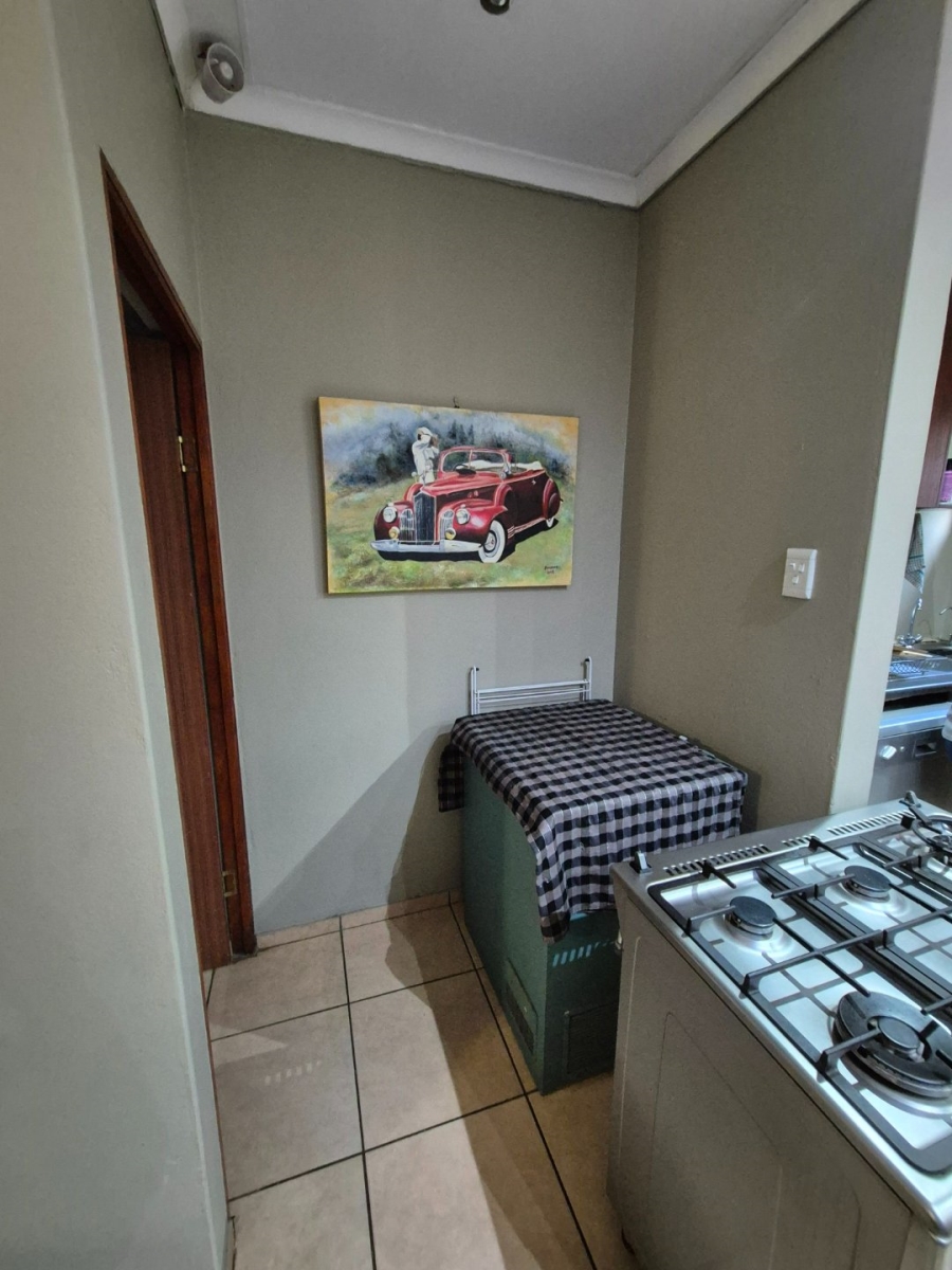 To Let 3 Bedroom Property for Rent in Universitas Ridge Free State